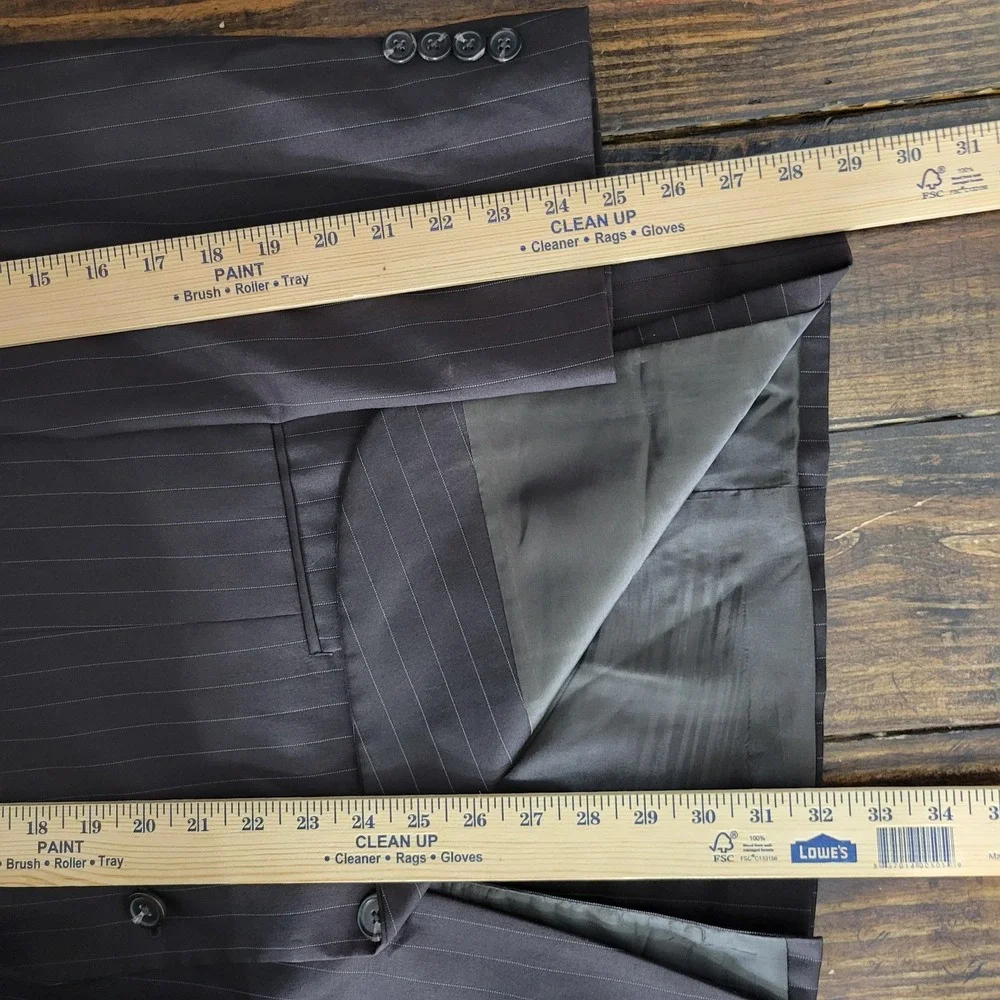 Chaps Men's Sport Coat Blazer Two Button Brown Pinstriped Wool Size‎ 46R
